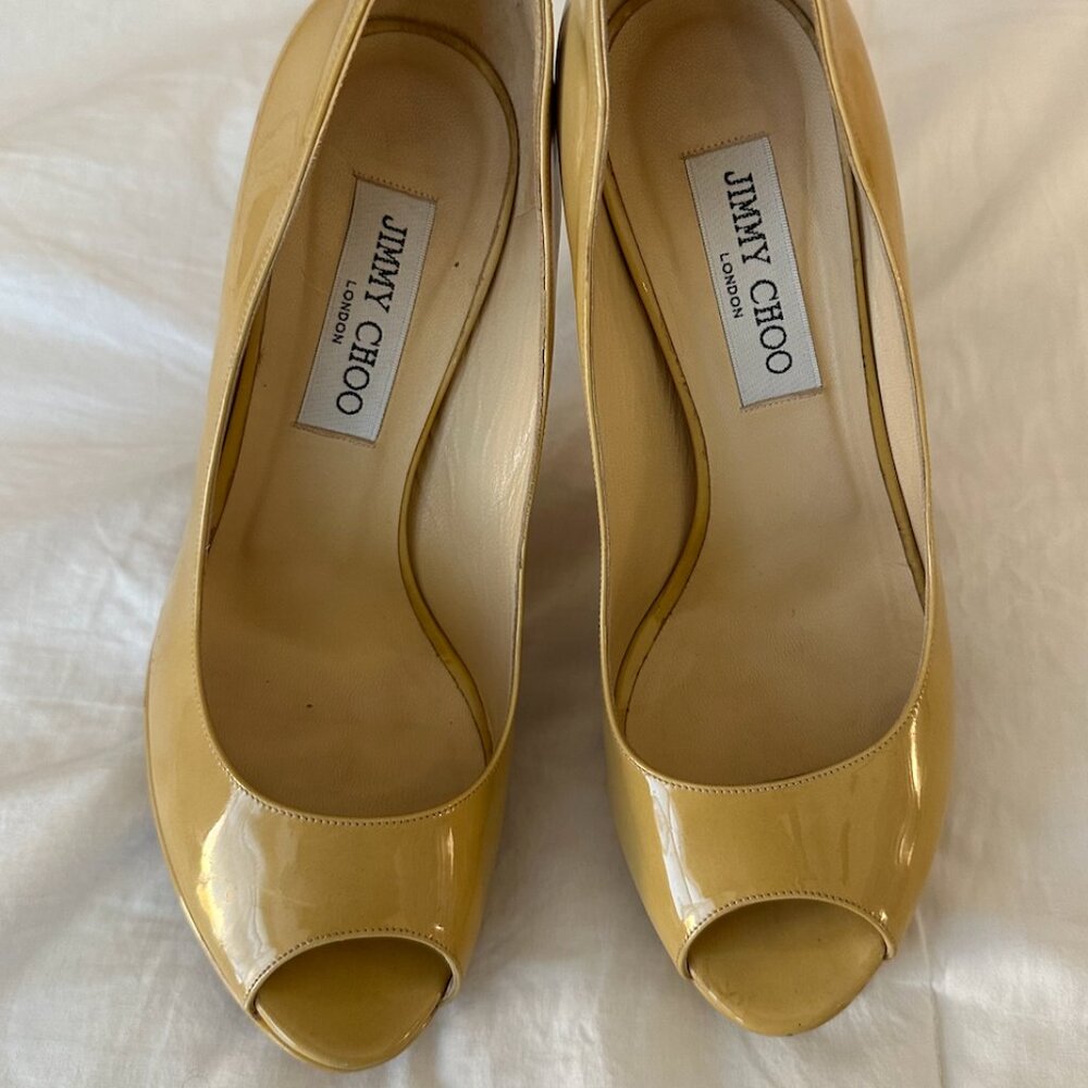 Jimmy choo nude pumps
